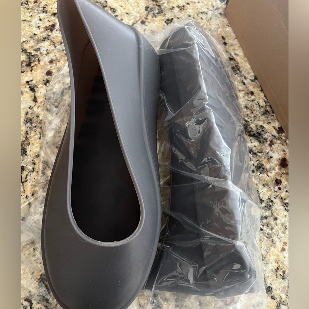 Rubber uggs or Ugg-like guards.